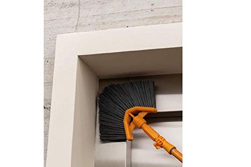 CORNER BRUSH WITH TELESCOPIC HANDLE EXTENDABLE TO 152 CM REACHES EVERY CORNER