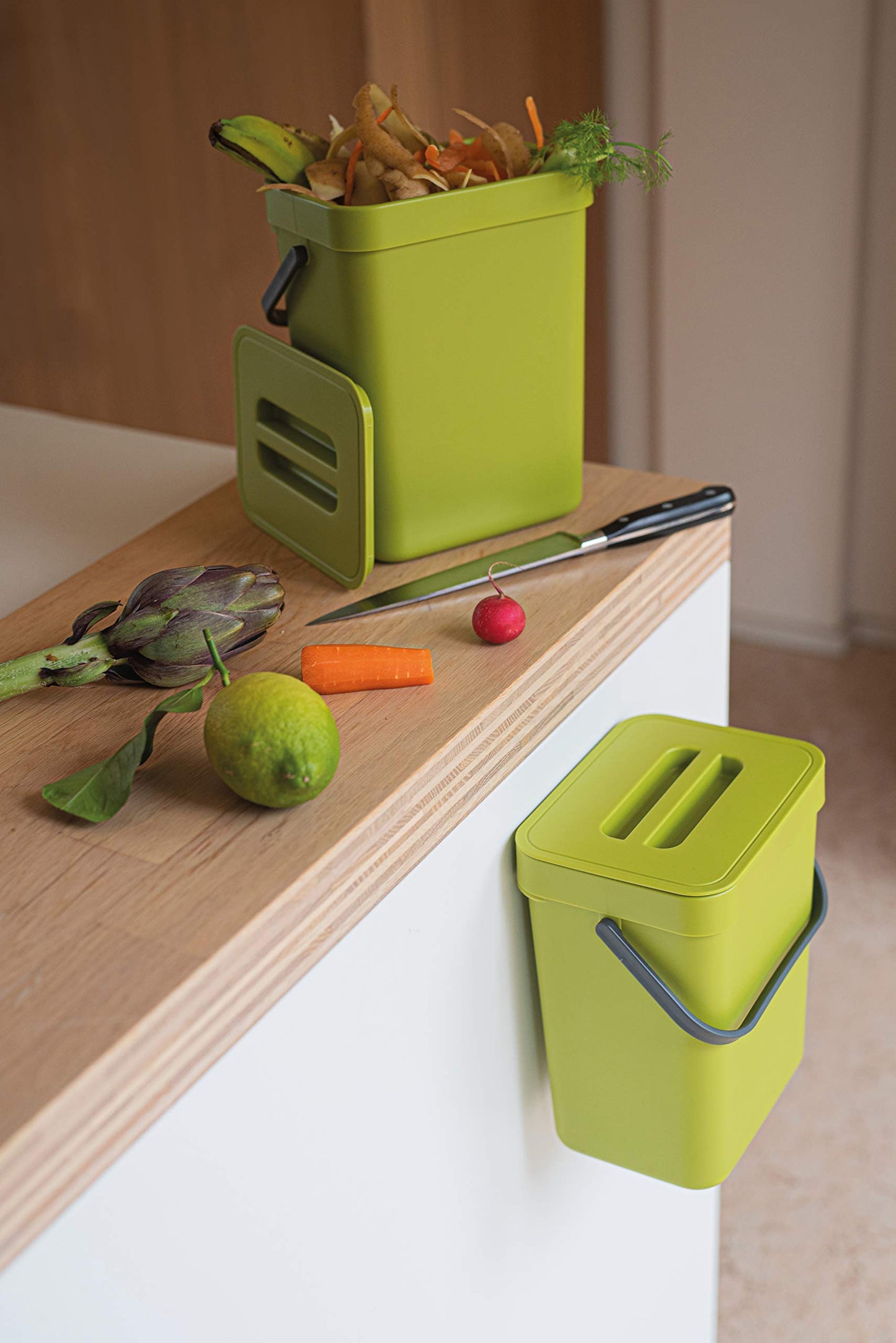 Perfect HANGING WASTE BIN FOR WET/ORGANIC WASTE - GINO collection - 5 lt. - Moss