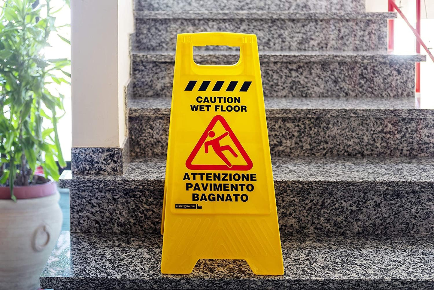 Cartello Segnaletico Pavimento Bagnato Pieghevole - Wet Floor Salvaspazio per Uffici e Negozi
