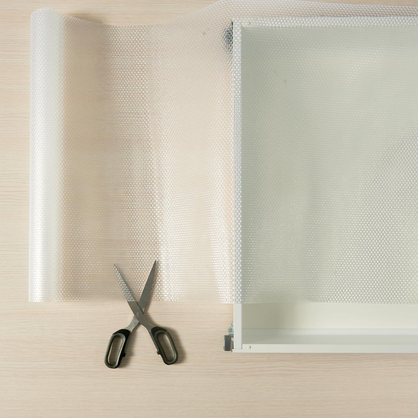 TAPPETINO PER CASSETTI/MENSOLE CUCINA cm. 50x150 - trasparente