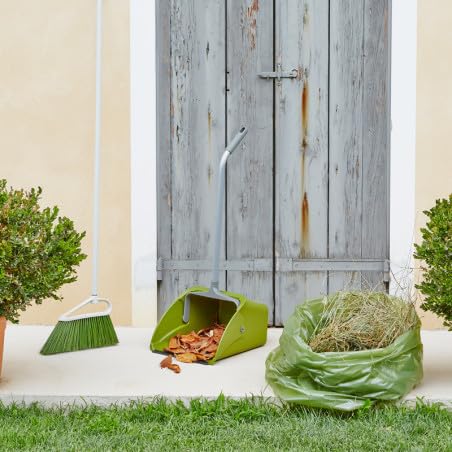 Set Pulizia Giardino - Scopa Fibra Nylon Manico Metallo + Paletta Basculante