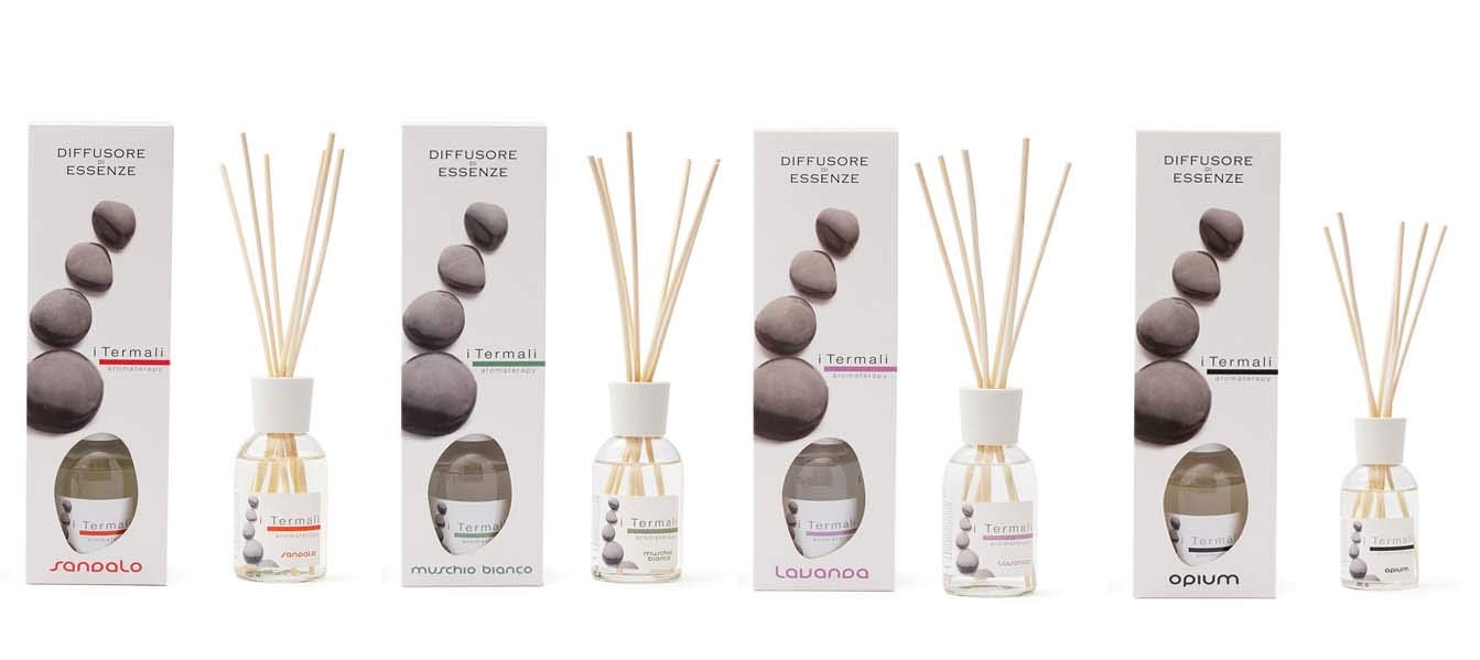 The scents of nature 4 pcs - Thermal aromatherapy essence diffuser with wicker 100 ml Assorted in 4 fragrances - Lavender, White Musk, Opium, Sandalwood