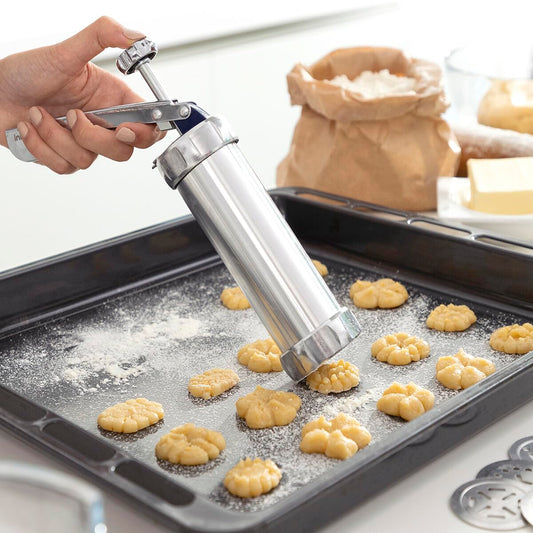 InnovaGoods® Prekies 2-in-1 Cookie Maker and Piping Bag, prepares cookies quickly and easily, red colour, aluminium material, ideal for the home.