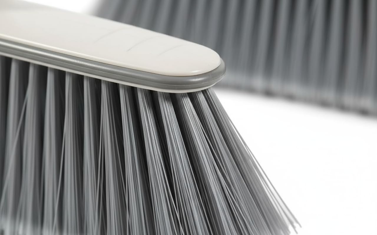 Scopa Professionale con Setole Grigie, Alta Densità, Manico Incluso, per Uso Intensivo Domestico e Commerciale, Ideale per Pavimenti Interni ed Esterni, Piastrelle e Cemento