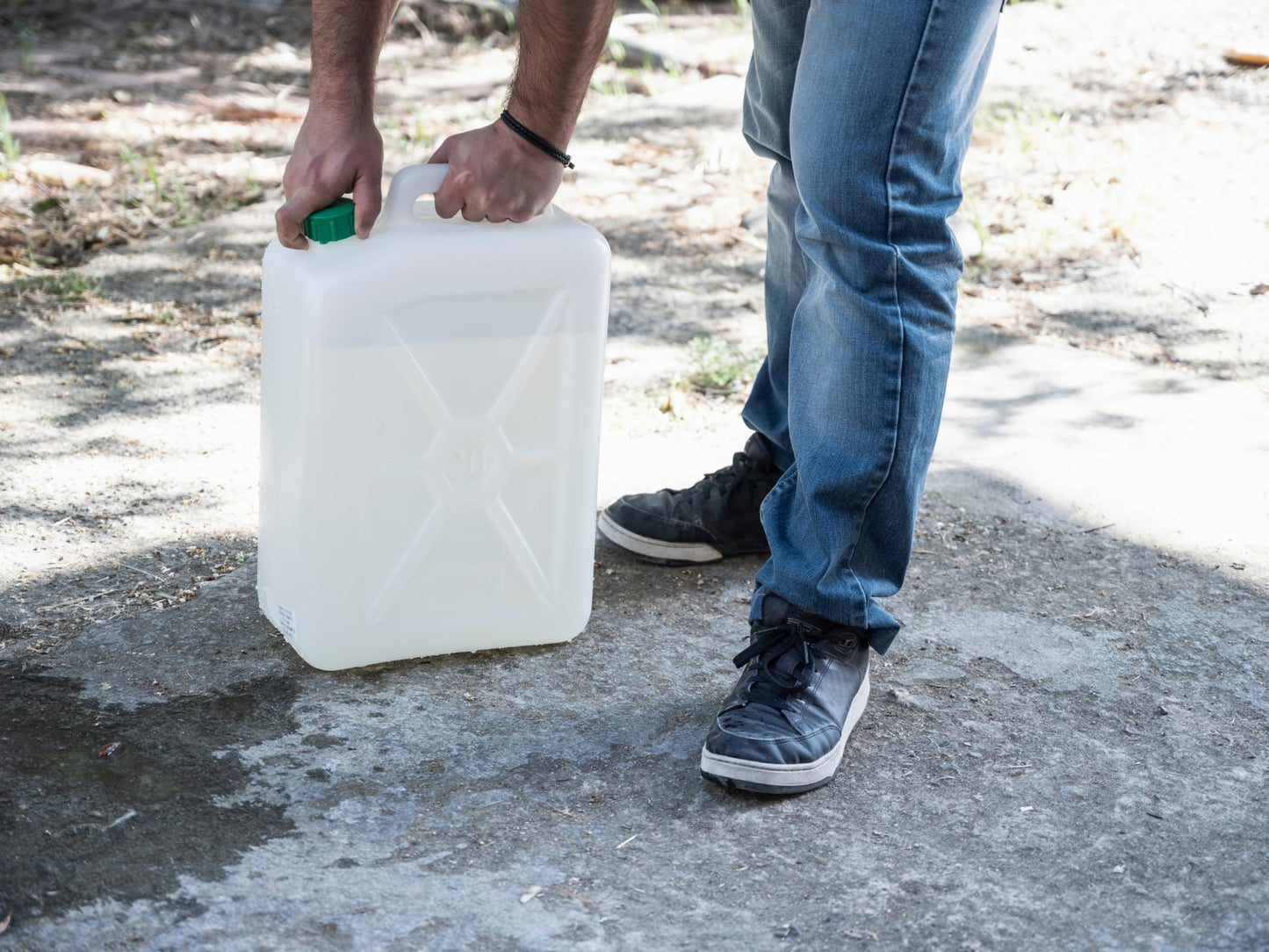 Tanica Ecoplast per Liquidi e Oli - Contenitore Plastica Resistente 5-10-15-20 Litri con Tappo Ermetico