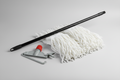 Kit Mop Professionale TNT – 3 Ricambi + Pinza + Manico Resinato 150cm