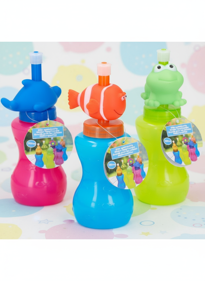 Dettaglio ravvicinato borracce con animali