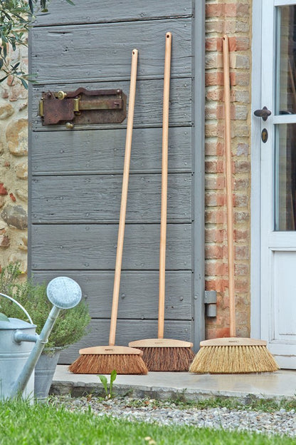 Scopa Ecologica in Fibra di Palma Naturale con Coccia Legno - Perfetto Chestnut