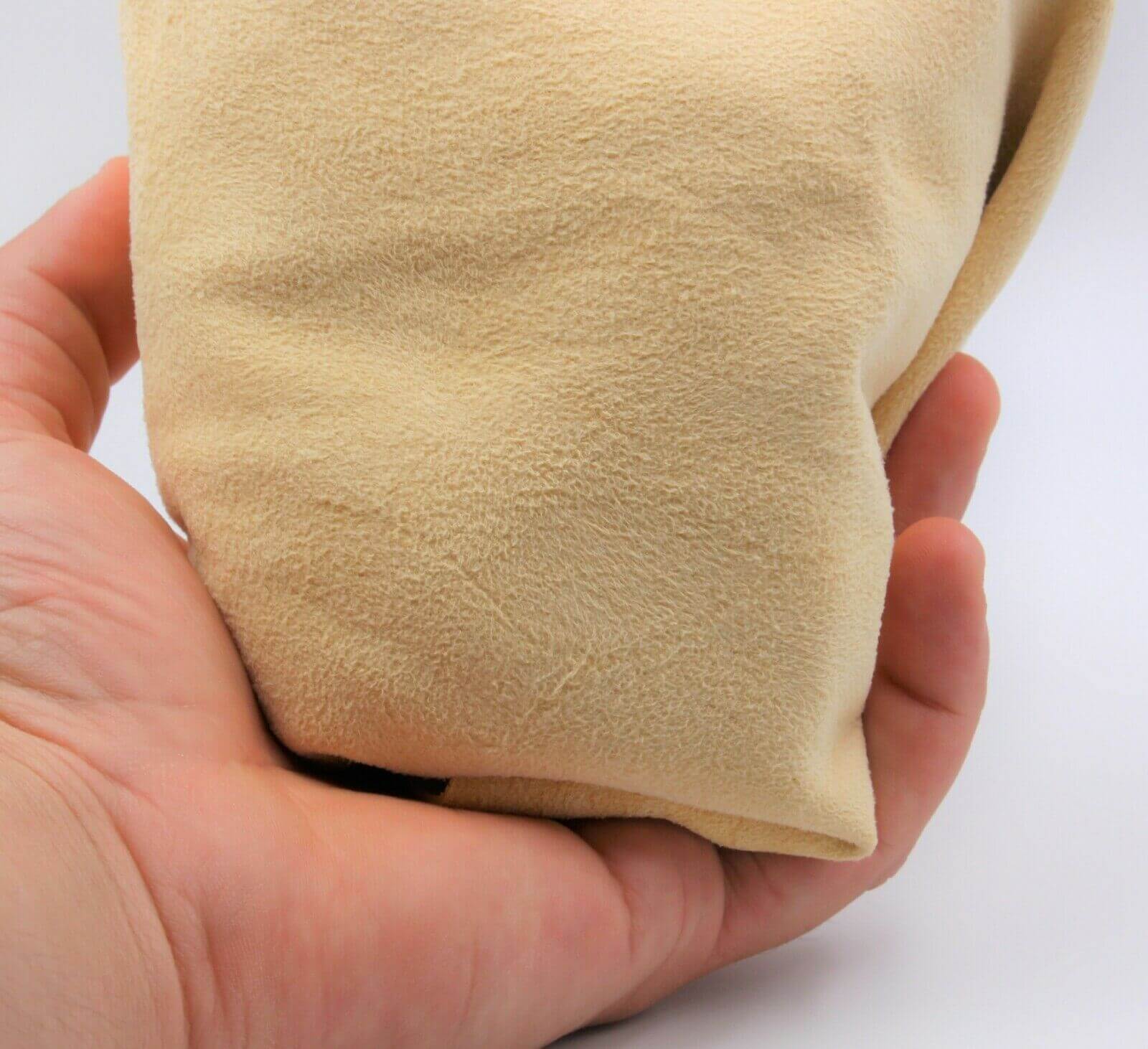 Panno Scamasciato in Vera Pelle per Auto 55x33 cm – Asciugatura Senza Aloni