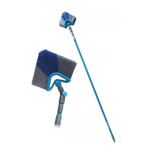 scopa per la pulizia delle pareti e soffitti